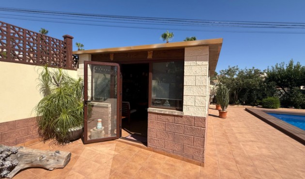 Reventa - Villa -
Torrevieja - Costa Blanca