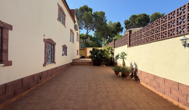 Reventa - Villa -
Torrevieja - Costa Blanca