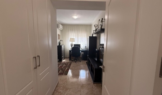 Reventa - Villa -
Torrevieja - Costa Blanca