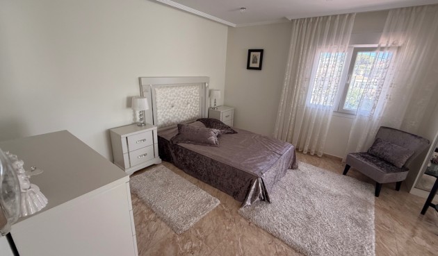 Reventa - Villa -
Torrevieja - Costa Blanca