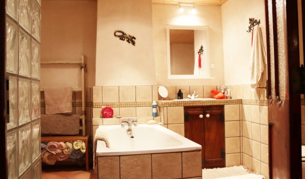 Brukt - Town House -
Castell de Castells - Inland