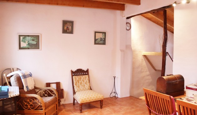 Brukt - Town House -
Castell de Castells - Inland