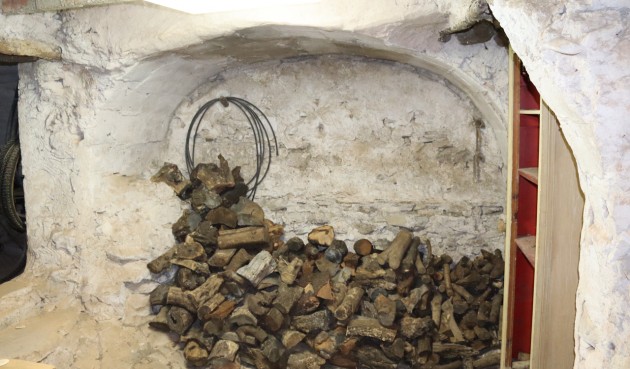 Brukt - Town House -
Castell de Castells - Inland