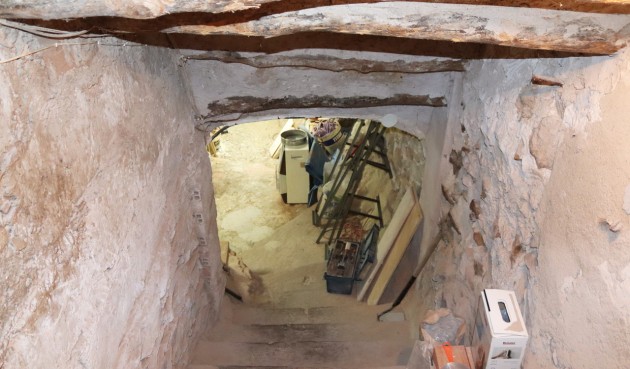 Brukt - Town House -
Castell de Castells - Inland