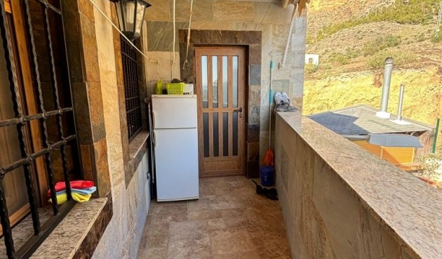 Resale - Villa -
Redován - Inland