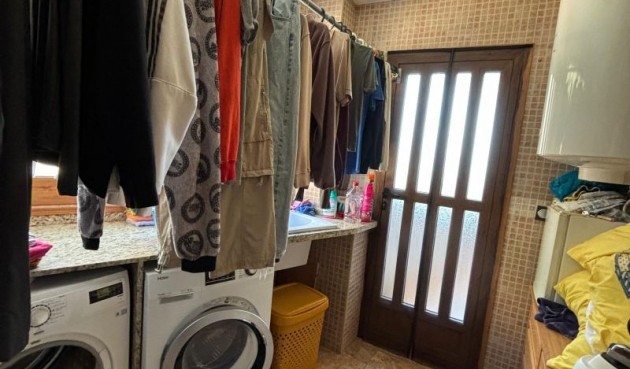 Resale - Villa -
Redován - Inland