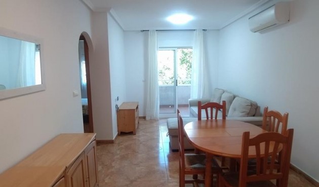 Resale - Apartment -
Torrevieja - El Molino