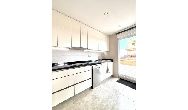Resale - Apartment -
Orihuela Costa - Villamartín-las Filipinas