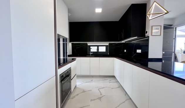 Resale - Apartment -
San Miguel de Salinas - Inland