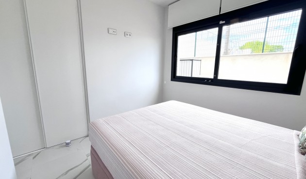 Resale - Apartment -
San Miguel de Salinas - Inland