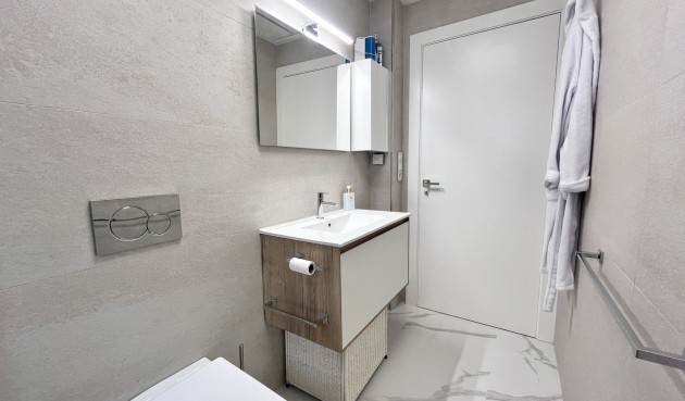 Resale - Apartment -
San Miguel de Salinas - Inland