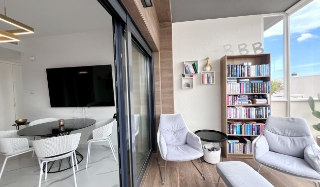 Resale - Apartment -
San Miguel de Salinas - Inland