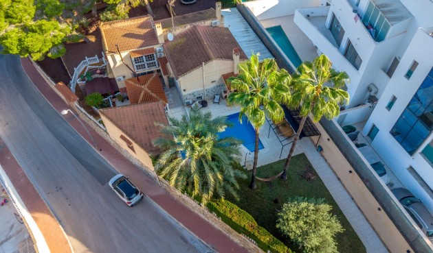 Resale - Villa -
Torrevieja - Los Balcones