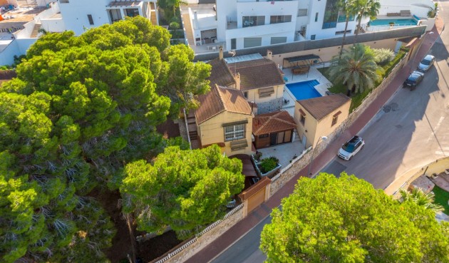 Resale - Villa -
Torrevieja - Los Balcones