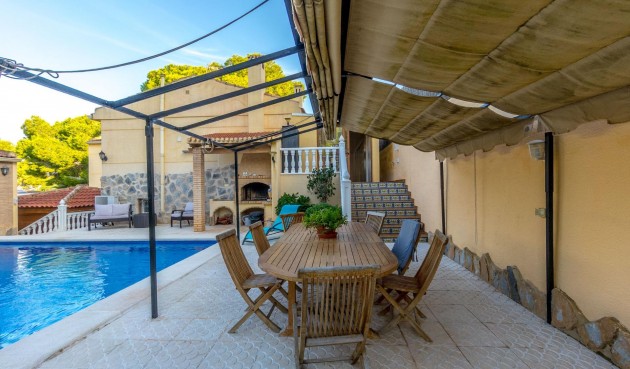 Resale - Villa -
Torrevieja - Los Balcones