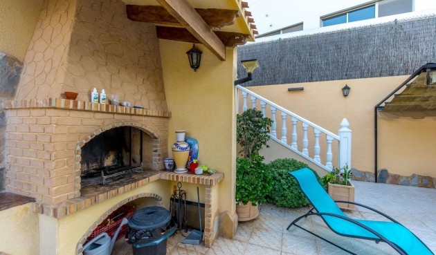 Resale - Villa -
Torrevieja - Los Balcones