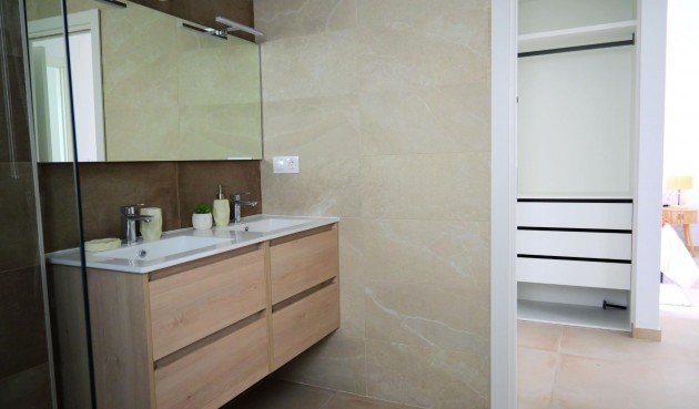 New Build - Villa -
Dolores - polideportivo