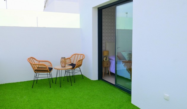 New Build - Villa -
Dolores - polideportivo