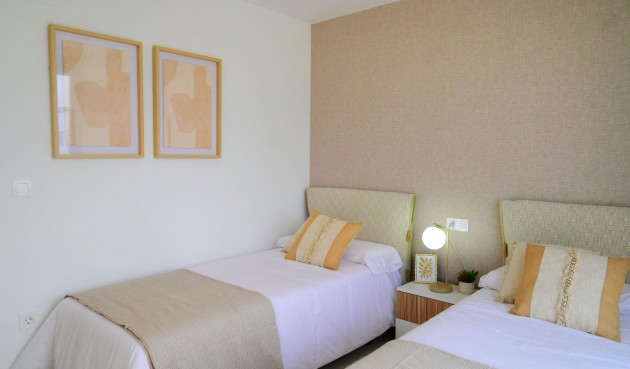 New Build - Villa -
Dolores - polideportivo