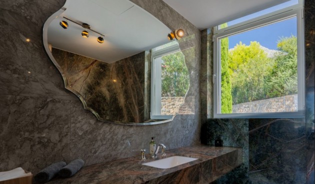 Reventa - Villa -
Altea - Costa Blanca