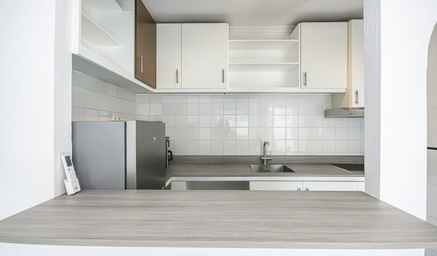 Resale - Villa -
San Miguel de Salinas - Inland