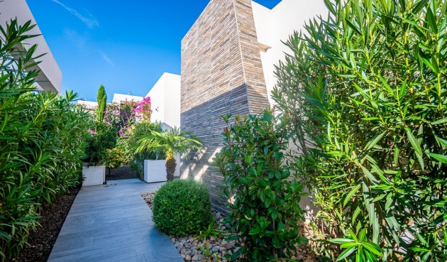 Resale - Villa -
Algorfa - Inland