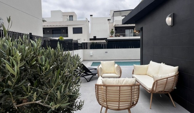 Resale - Villa -
Algorfa - Inland