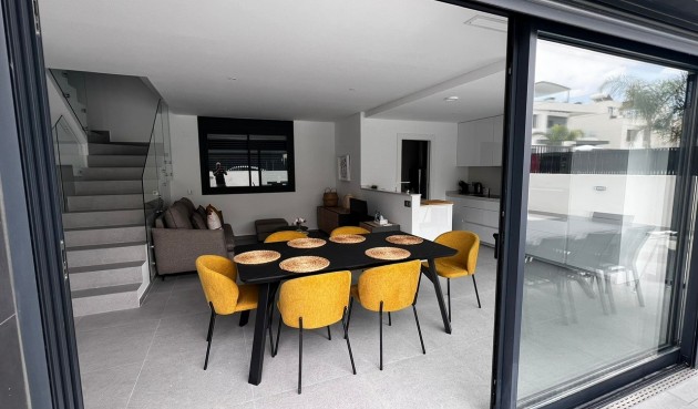 Resale - Villa -
Algorfa - Inland