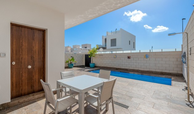 Resale - Villa -
Orihuela - Inland