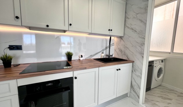 Brukt - Toppleilighet -
Playa Flamenca - Costa Blanca