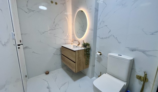 Brukt - Toppleilighet -
Playa Flamenca - Costa Blanca