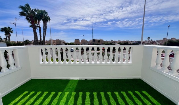 Brukt - Toppleilighet -
Playa Flamenca - Costa Blanca