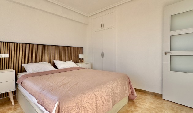 Brukt - Apartment -
Orihuela Costa - Costa Blanca