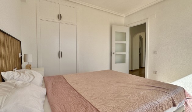 Brukt - Apartment -
Orihuela Costa - Costa Blanca