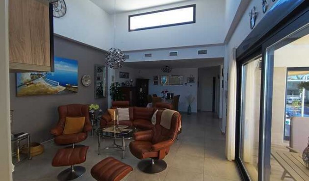 Brukt - Villa -
Daya Nueva - Costa Blanca