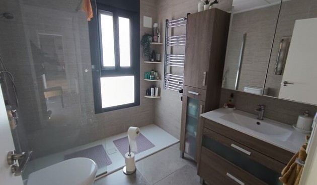 Brukt - Villa -
Daya Nueva - Costa Blanca