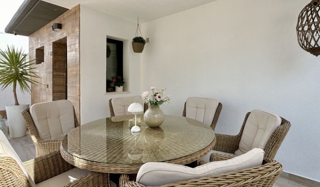 Resale - Villa -
Orihuela Costa - Costa Blanca