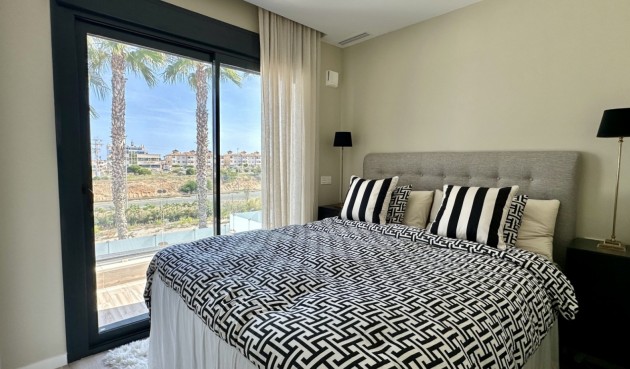 Resale - Villa -
Orihuela Costa - Costa Blanca