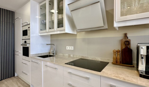 Resale - Villa -
Orihuela Costa - Costa Blanca