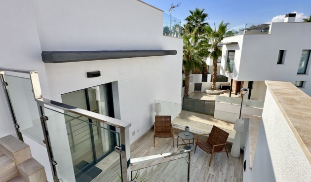 Resale - Villa -
Orihuela Costa - Costa Blanca
