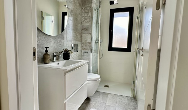 Resale - Villa -
Orihuela Costa - Costa Blanca