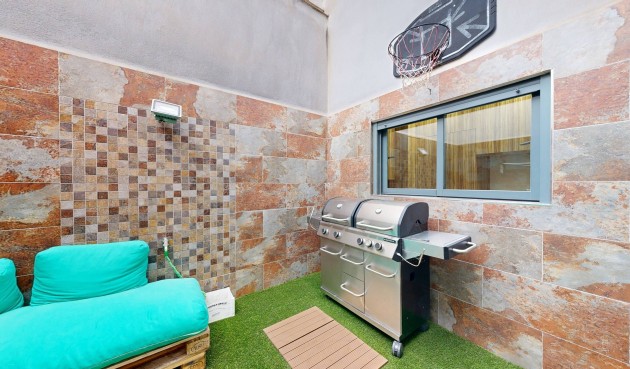 Resale - Villa -
Molina De Segura - Torrealta