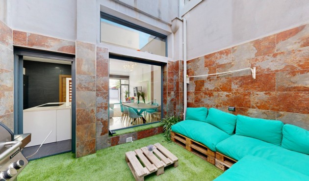 Resale - Villa -
Molina De Segura - Torrealta