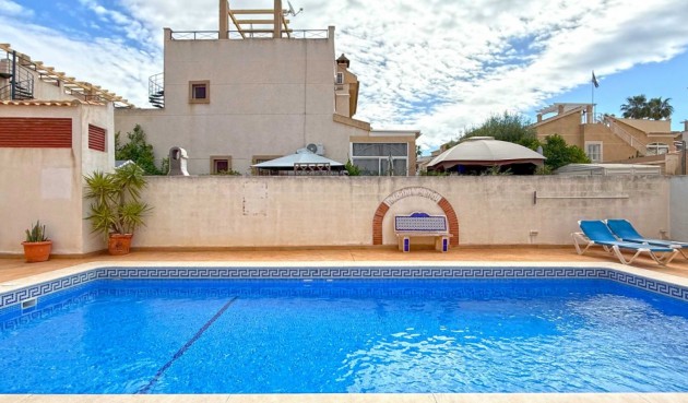 Brukt - Town House -
Orihuela Costa - Costa Blanca