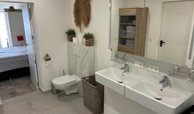 Resale - Villa -
Crevillent - Costa Blanca