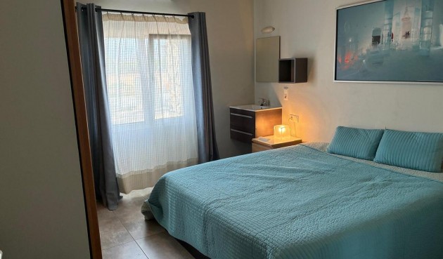 Resale - Villa -
Crevillent - Costa Blanca