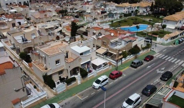Resale - Duplex -
Torrevieja - Costa Blanca