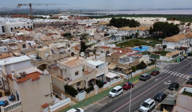 Resale - Duplex -
Torrevieja - Costa Blanca