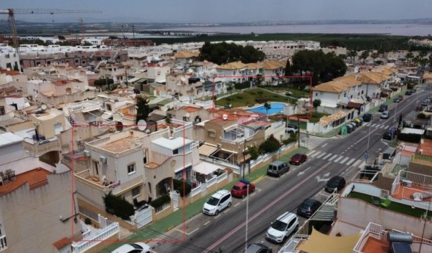 Resale - Duplex -
Torrevieja - Costa Blanca