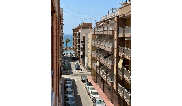 Resale - Apartment -
Torrevieja - Costa Blanca